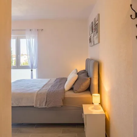 Modern Studio Vista Porec Exterior photo