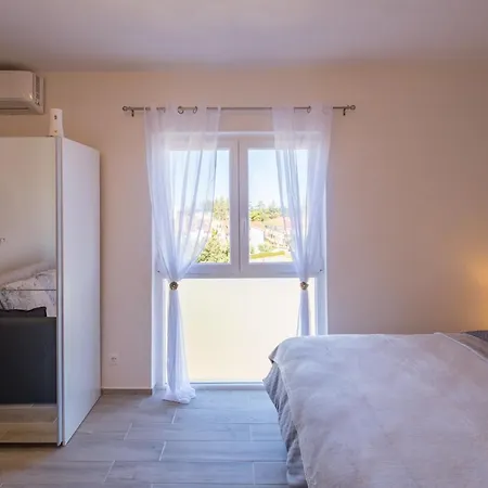 Modern Studio Vista Porec Exterior photo