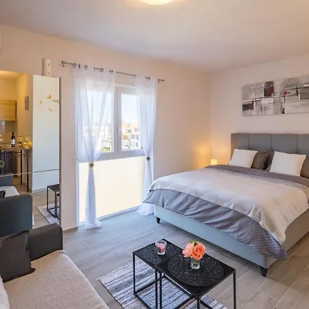 Modern Studio Vista Porec Exterior photo