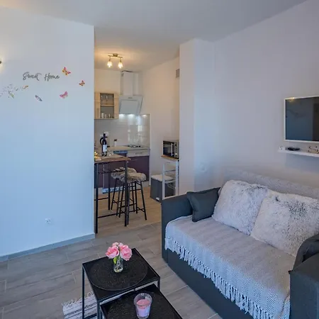 Modern Studio Vista Porec Exterior photo